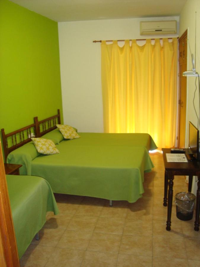 Hostal Duran Алора Екстериор снимка