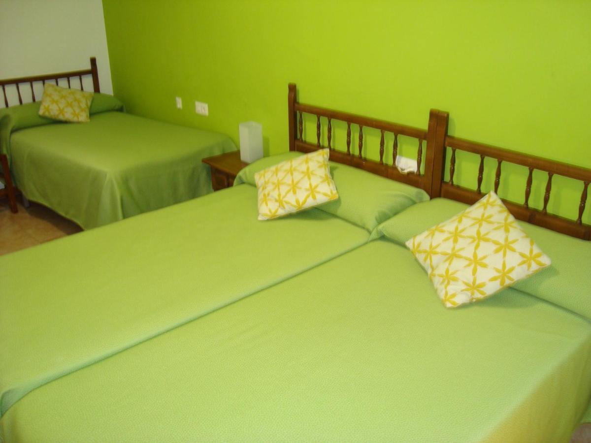 Hostal Duran Алора Екстериор снимка