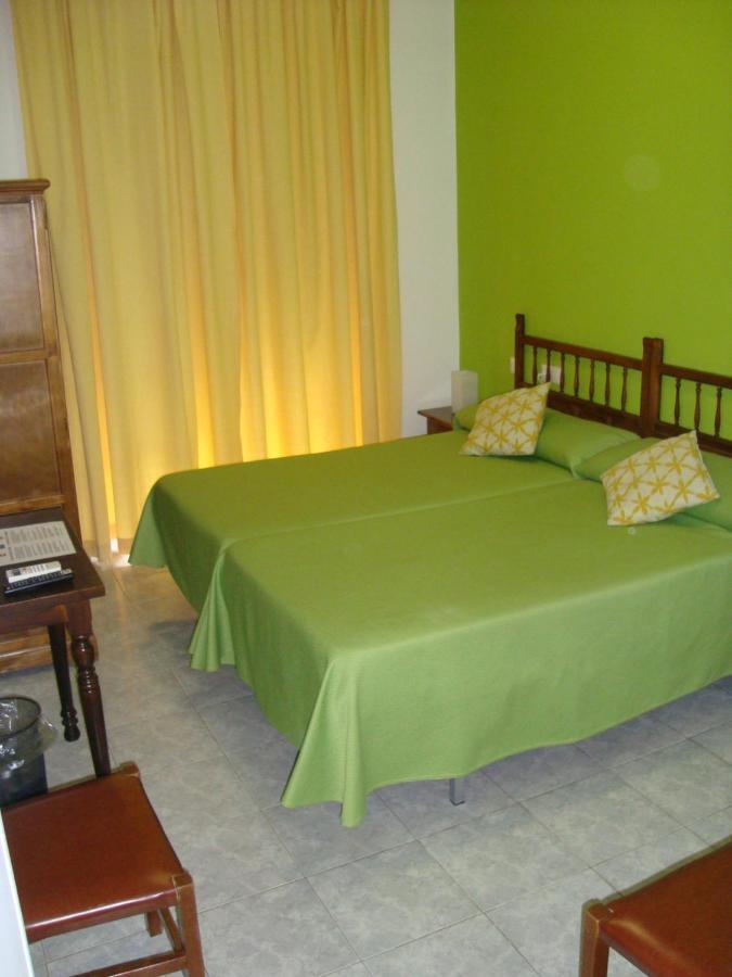 Hostal Duran Алора Екстериор снимка