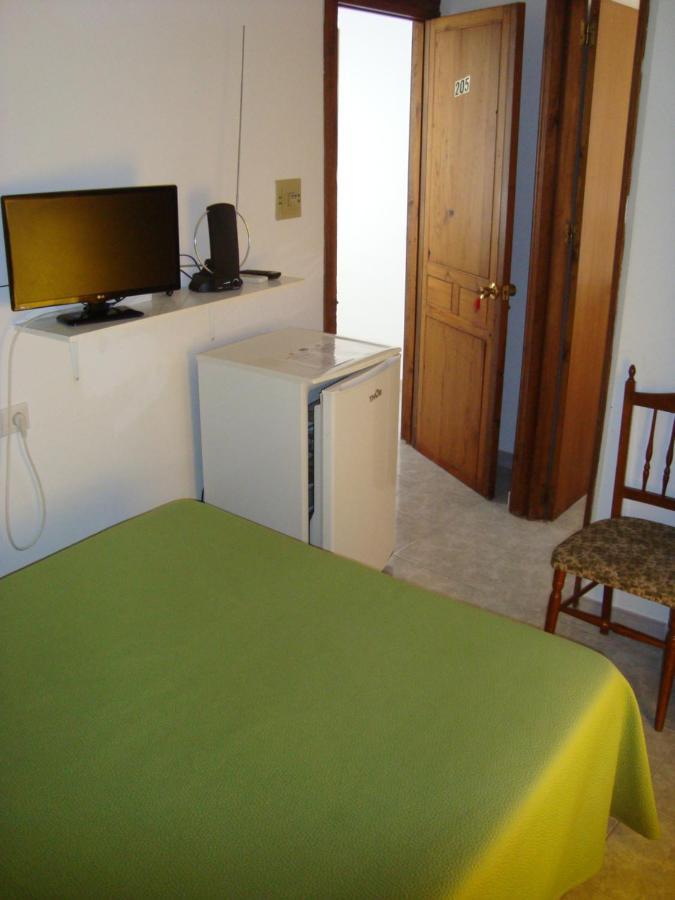 Hostal Duran Алора Екстериор снимка