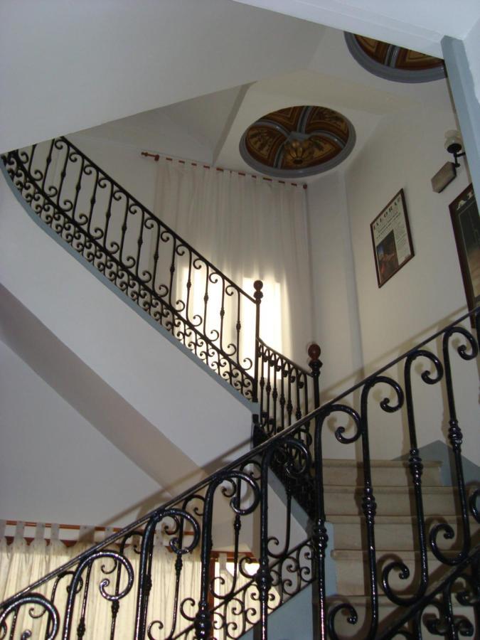 Hostal Duran Алора Екстериор снимка